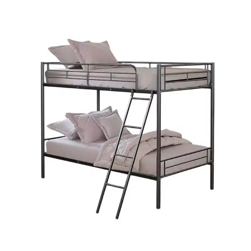 Lit superposé Royal Hampton double sur double, cadre en métal noir, échelle inclinée attachée