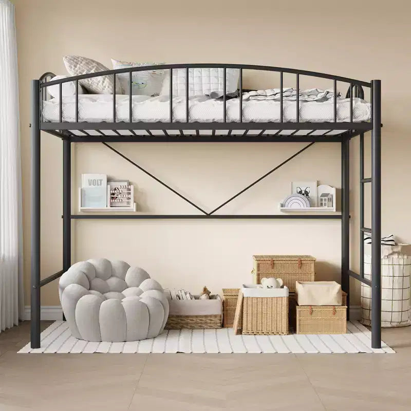 Lit mezzanine une place avec cadre en métal robuste, balustrades cintrées et échelle de sécurité, conception peu encombrante, aucun sommier requis, silencieux