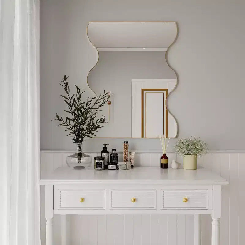 Miroir mural de salle de bain TUYOHW 30x35 pouces, miroir mural rectangulaire moderne avec 2 côtés ondulés pour salle de bain, chambre à coucher