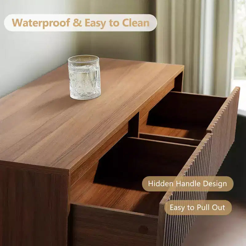 KOLIGEY Commode 8 tiroirs 132 cm de large avec panneau cannelé ondulé
