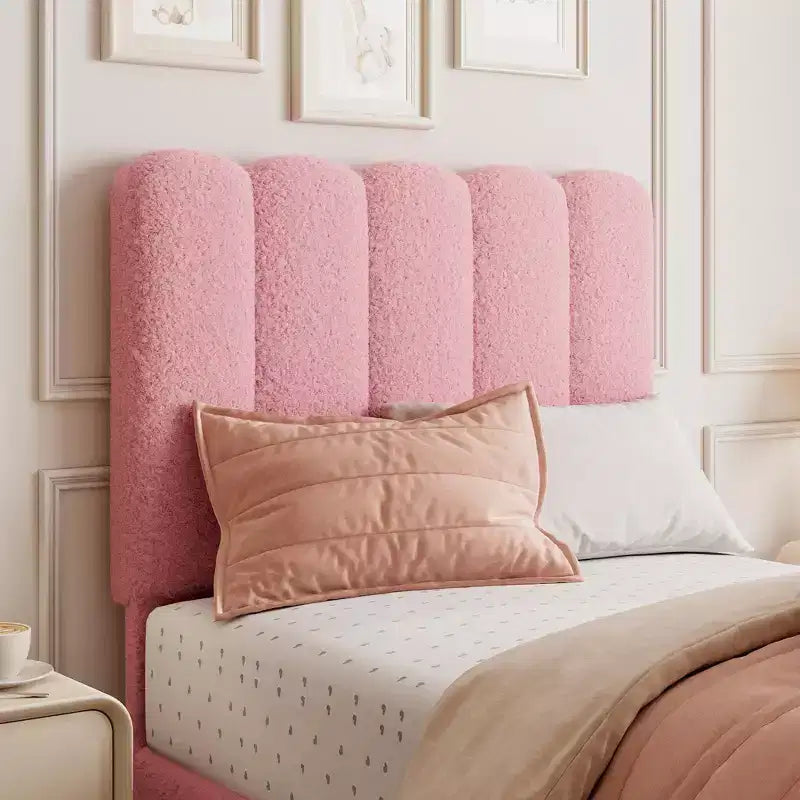 Lit double Acekool pour enfants, cadre de lit rembourré en tissu bouclé avec tiroir de rangement, tête de lit ondulée et lattes en bois solides, sans sommier tapissier, rose