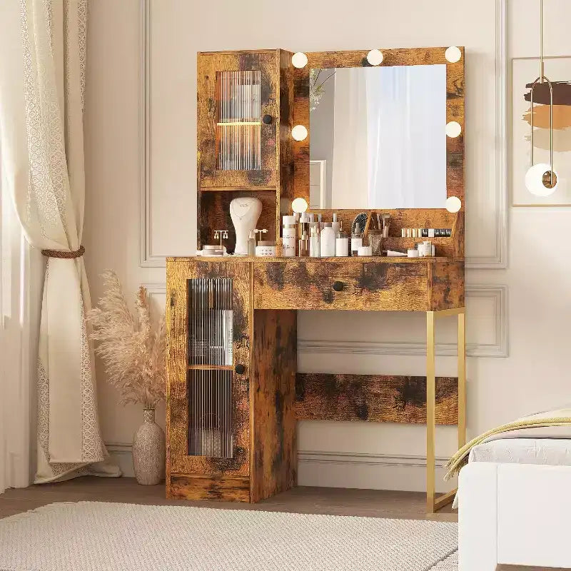 Coiffeuse moderne avec miroir, station de recharge, tiroirs de rangement spacieux et armoires à portes acryliques, table de maquillage en bois pour chambre à coucher
