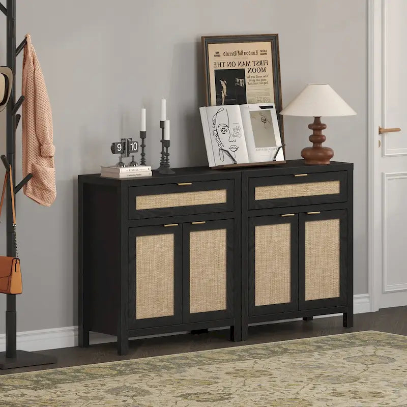Buffet de rangement de style ferme en rotin avec tiroir