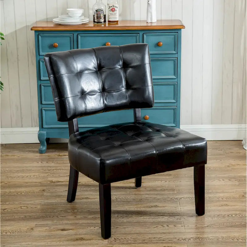 Fauteuil d'appoint capitonné surdimensionné