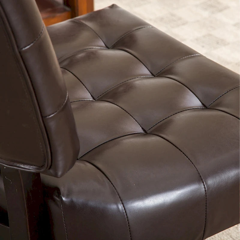 Fauteuil d'appoint capitonné surdimensionné