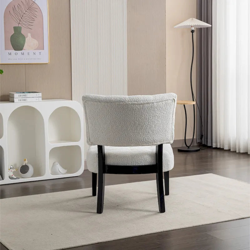Fauteuil d'appoint capitonné surdimensionné