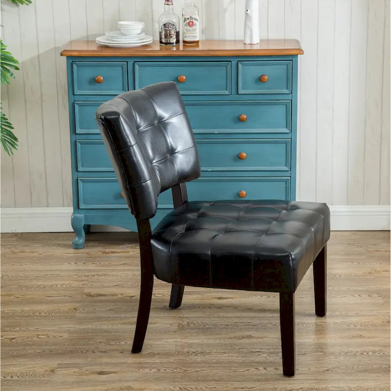 Fauteuil d'appoint capitonné surdimensionné