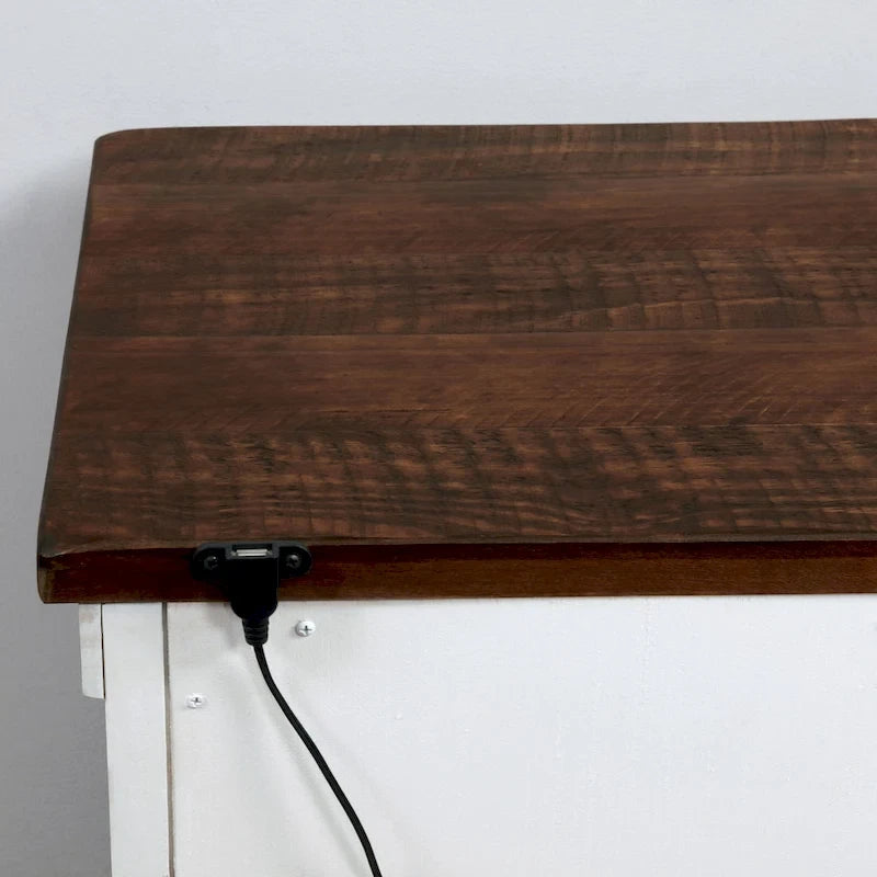 Ensemble de chambre à coucher 4 pièces White Pine avec port USB (lit, commode, miroir et table de chevet)