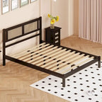 Lit plateforme en bois Queen Size avec tête de lit en rotin